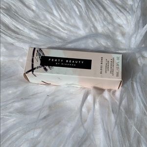 Gloss bomb Fenty Beauty by Rihanna